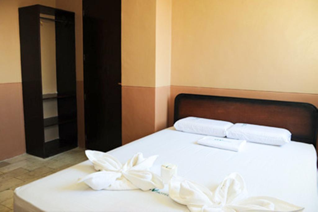 Gv Hotel - Camiguin Mambajao Phòng bức ảnh