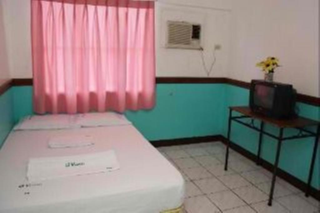 Gv Hotel - Camiguin Mambajao Phòng bức ảnh